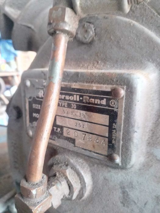 Sprzedam Kompresor ingersoll rand dwutłokowy