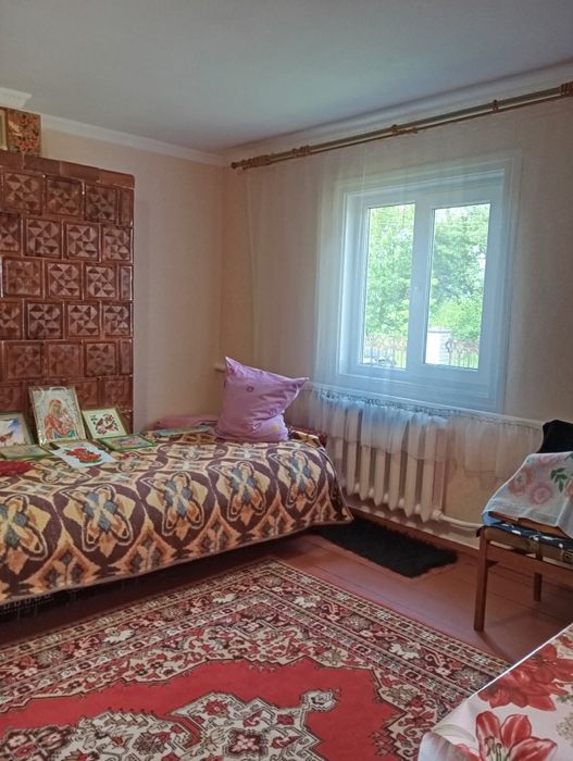 Продам будинок 3 гаражами,в 12 км.від м.Горохів!Або обмін!