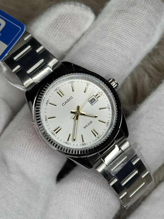 Часы Casio  LTP-1302D-7A жіночий  годинник оригінал