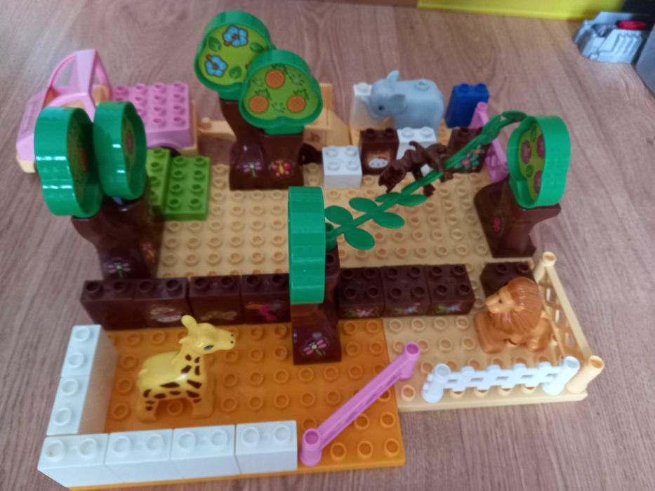Legos menino e menina