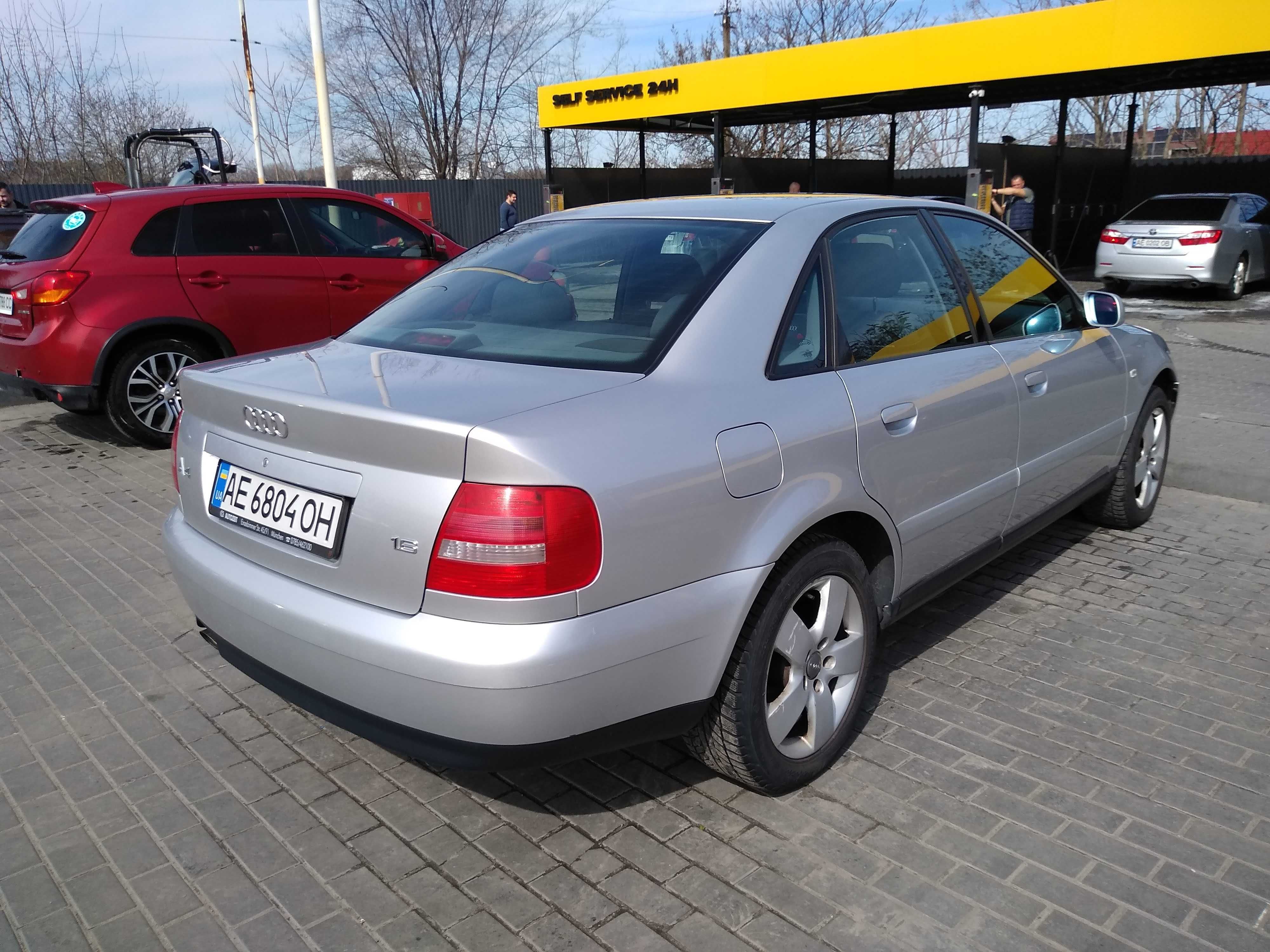 Audi A4 B5 2000 чудовий стан