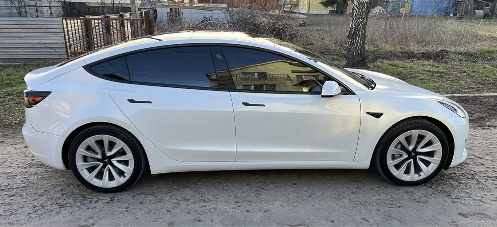 Tesla Model 3. 60kw. 2022 рік