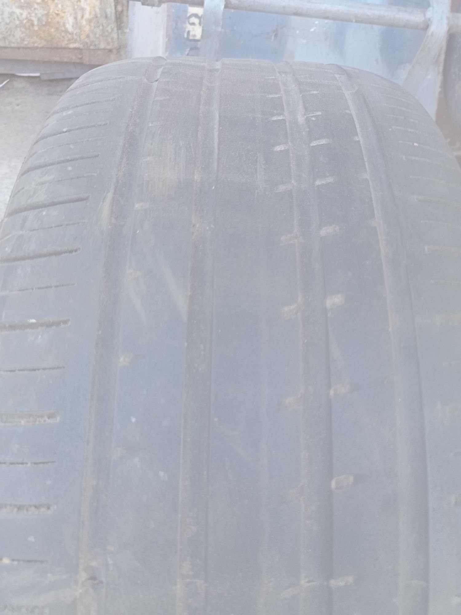 225/40/R19 Pirelli