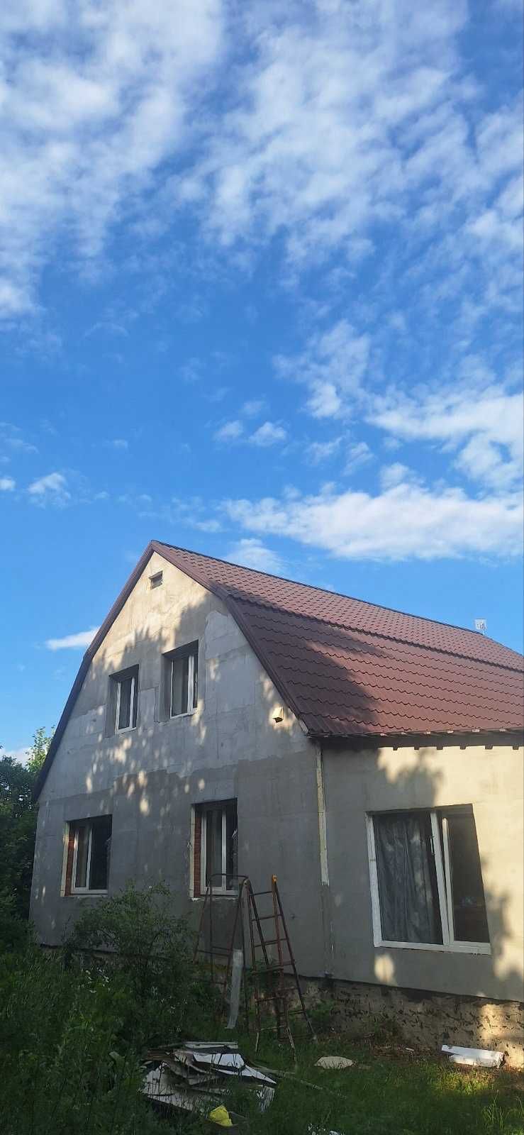 У продажу сучасний будинок