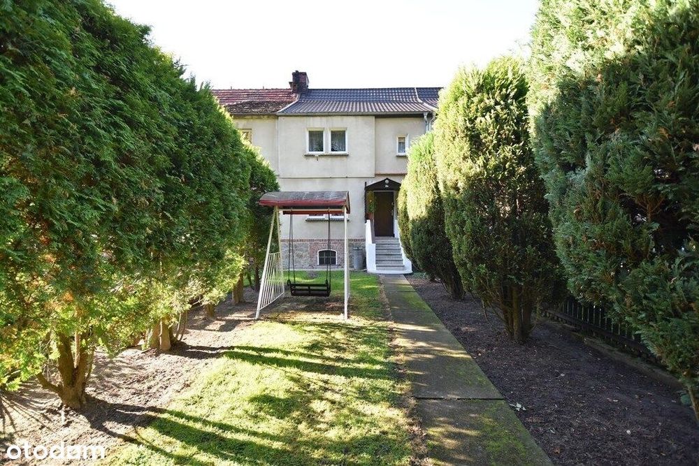 Dom 90 m2, 2 garaże, 30 arów ogrodu,