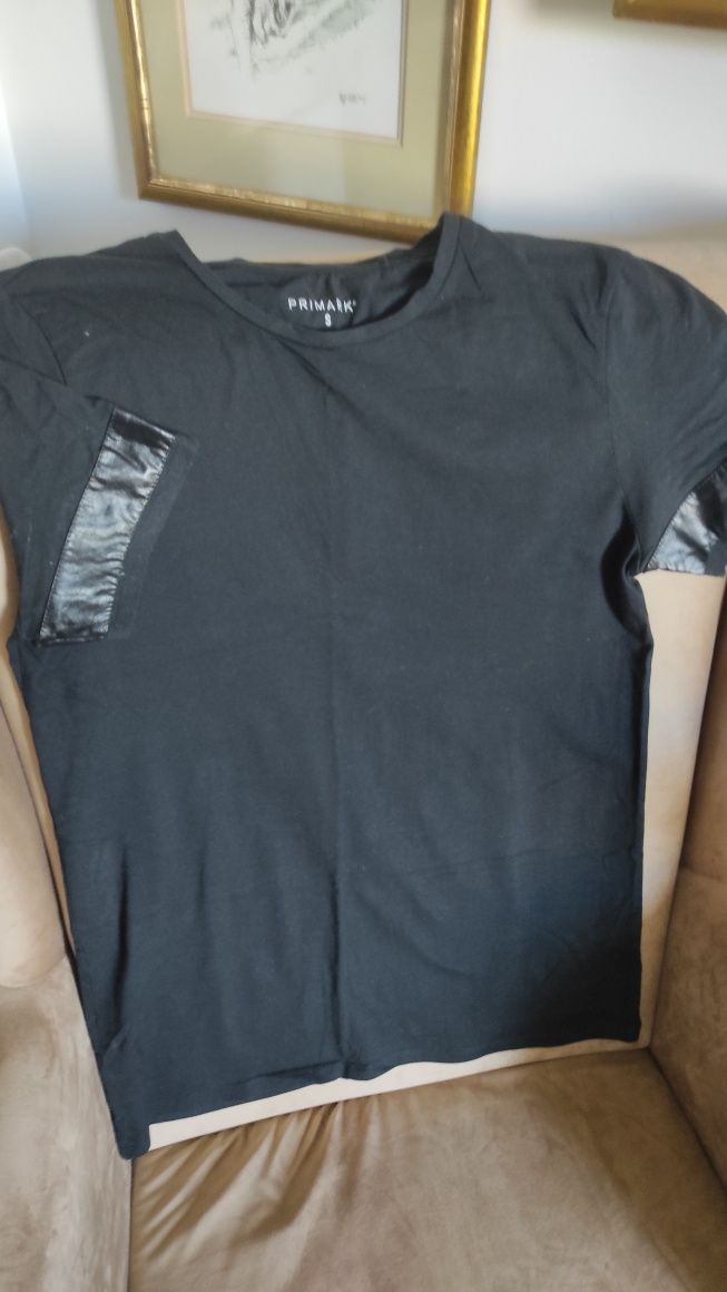 Koszulka PRIMARK z ciekawymi wstawkami na rękawach rozm. S kolor czarn