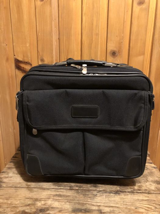 Walizka Czarna Mala Biznesowa