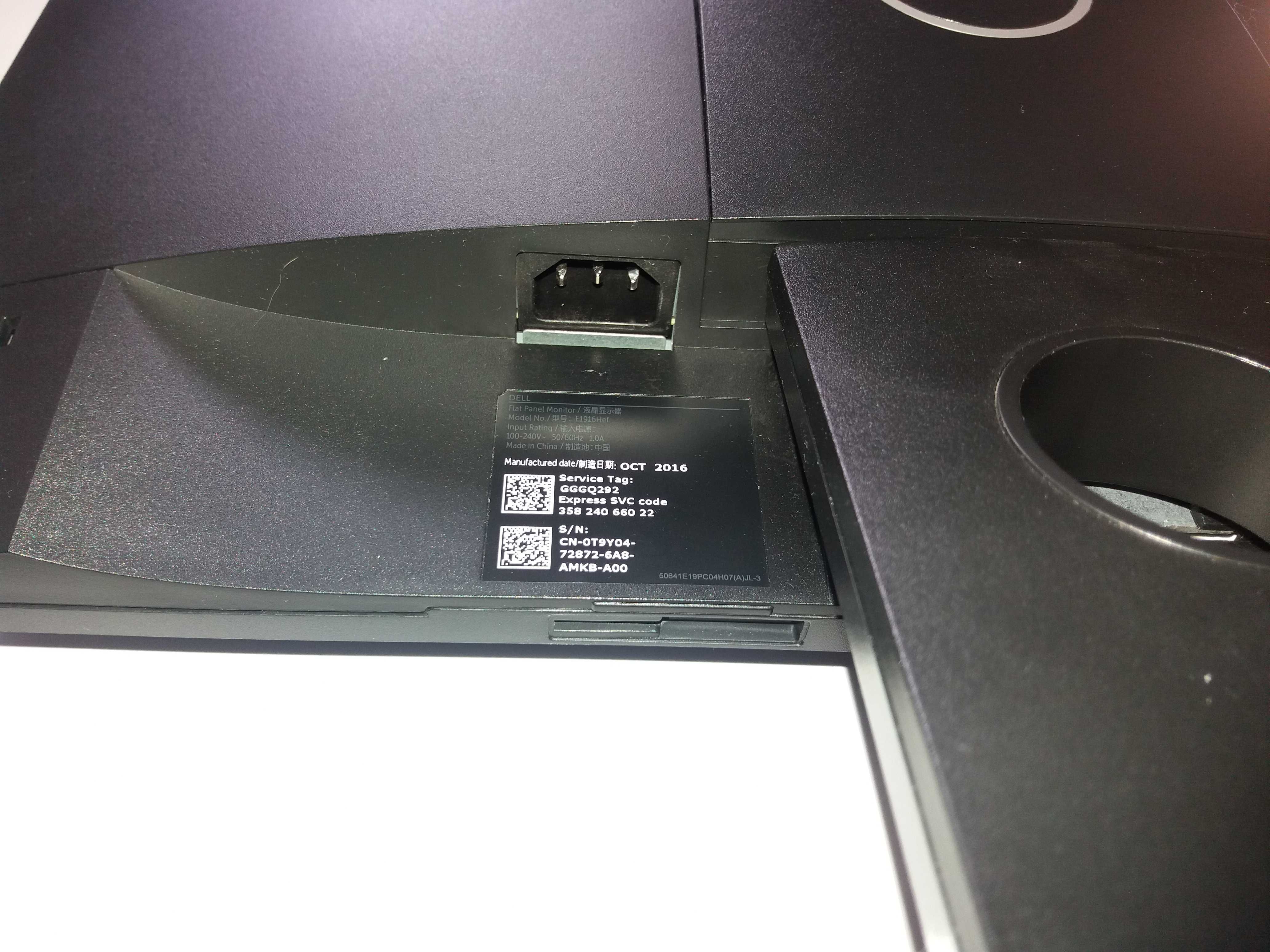 Monitor Dell 19 cal 1366x768 Displayport ,Vga