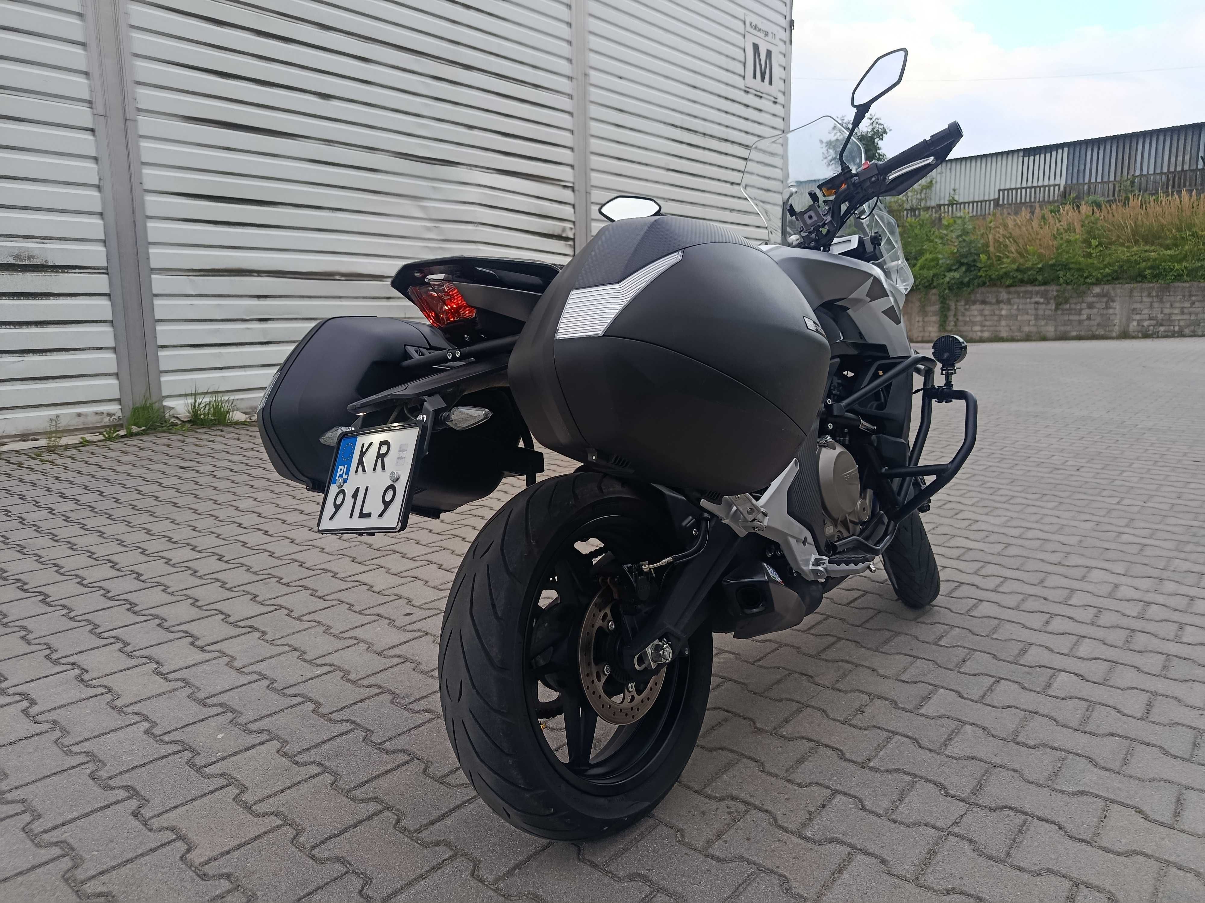Jedynie 4700 Km*Jak Nowy*Salon Polska*Bezwypadkowy*Grzane Manetki*FV23