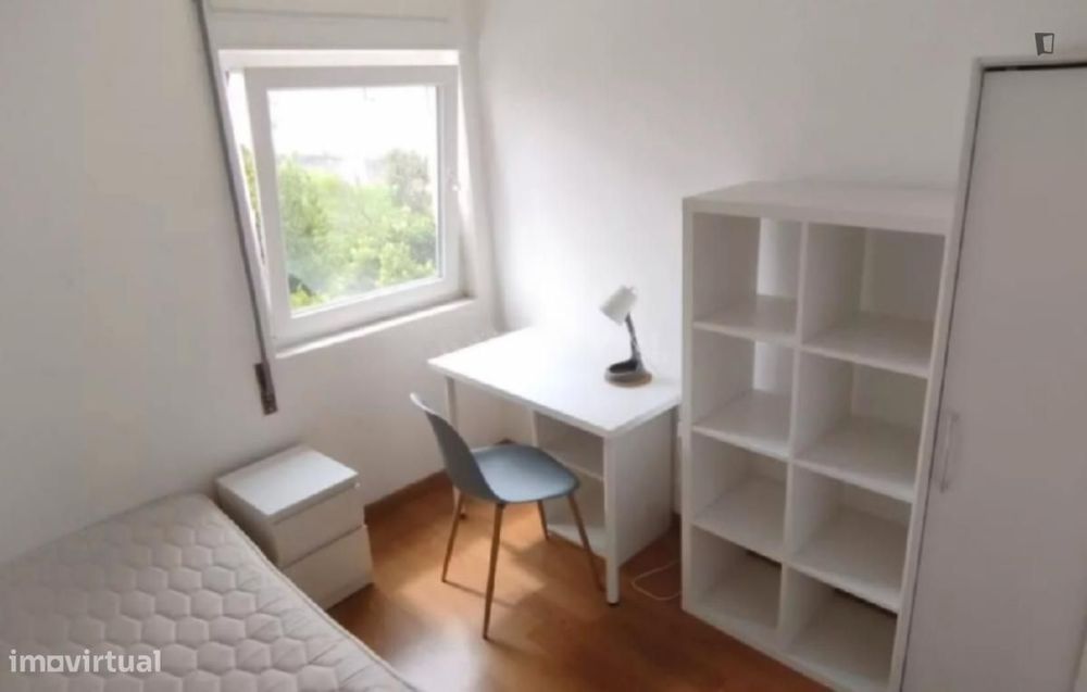 Quarto - localizado em Arregaça Coimbra