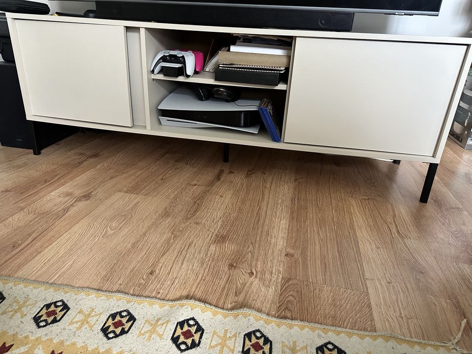 Szafka RTV Agata meble kaszmir