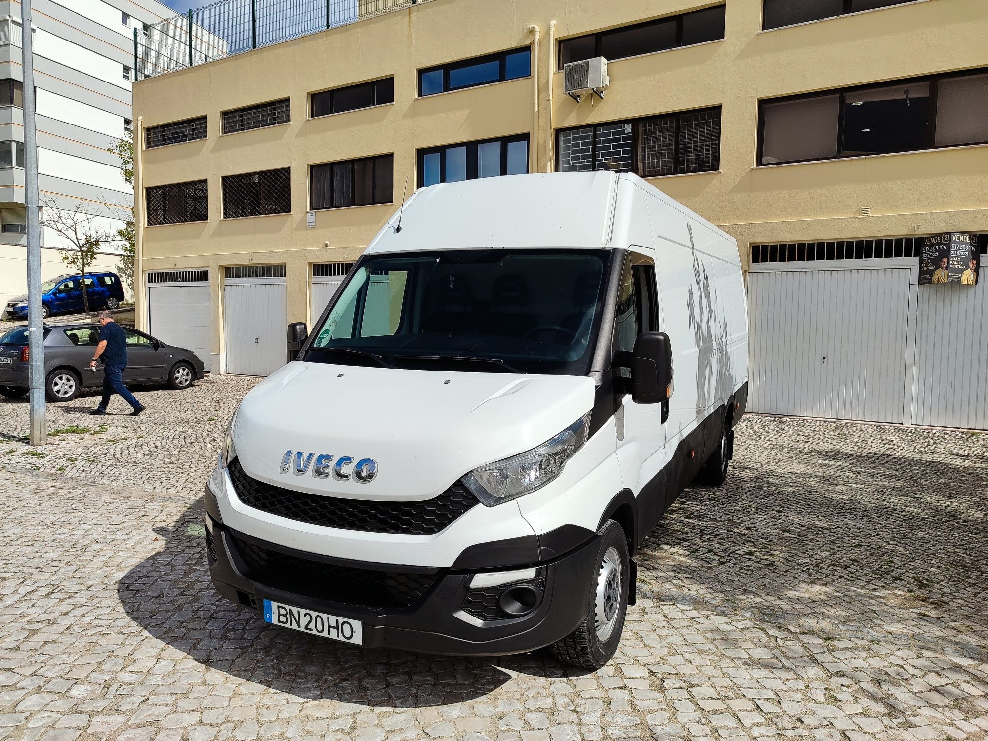 Iveco Daily 2.3Hpi Longa
Vidros Elétricos 
Fecho Centralizado com Coma
