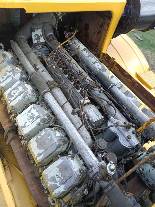 Продам трактор К 700 Кіровець