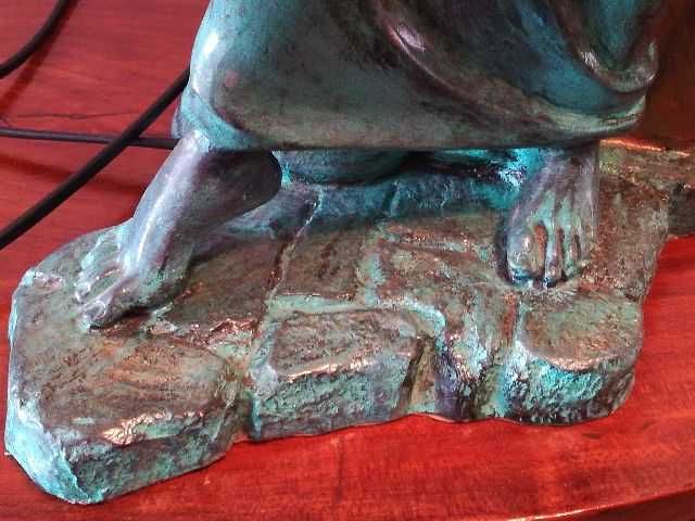 Candeeiro com imagem de senhora