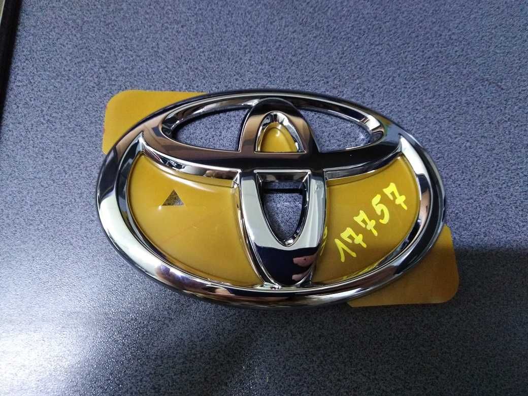 Toyota Auris Corolla Rav 4 Yaris Emblemat Tył