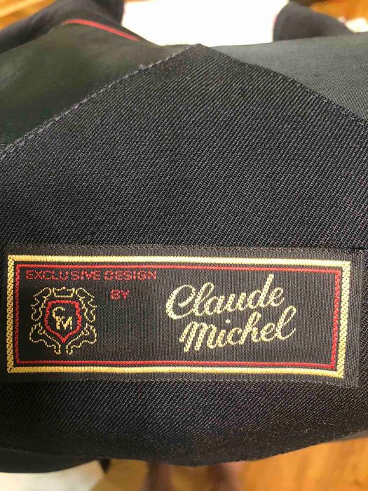 Осінній чоловічий плащ