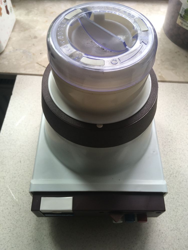 NOWY Robot blender kielichowy smoothie mlynek do  kawy Niewiadów 531 E