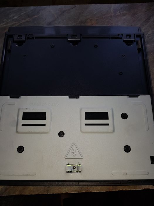 Видеомагнитофон,видеоплеер.