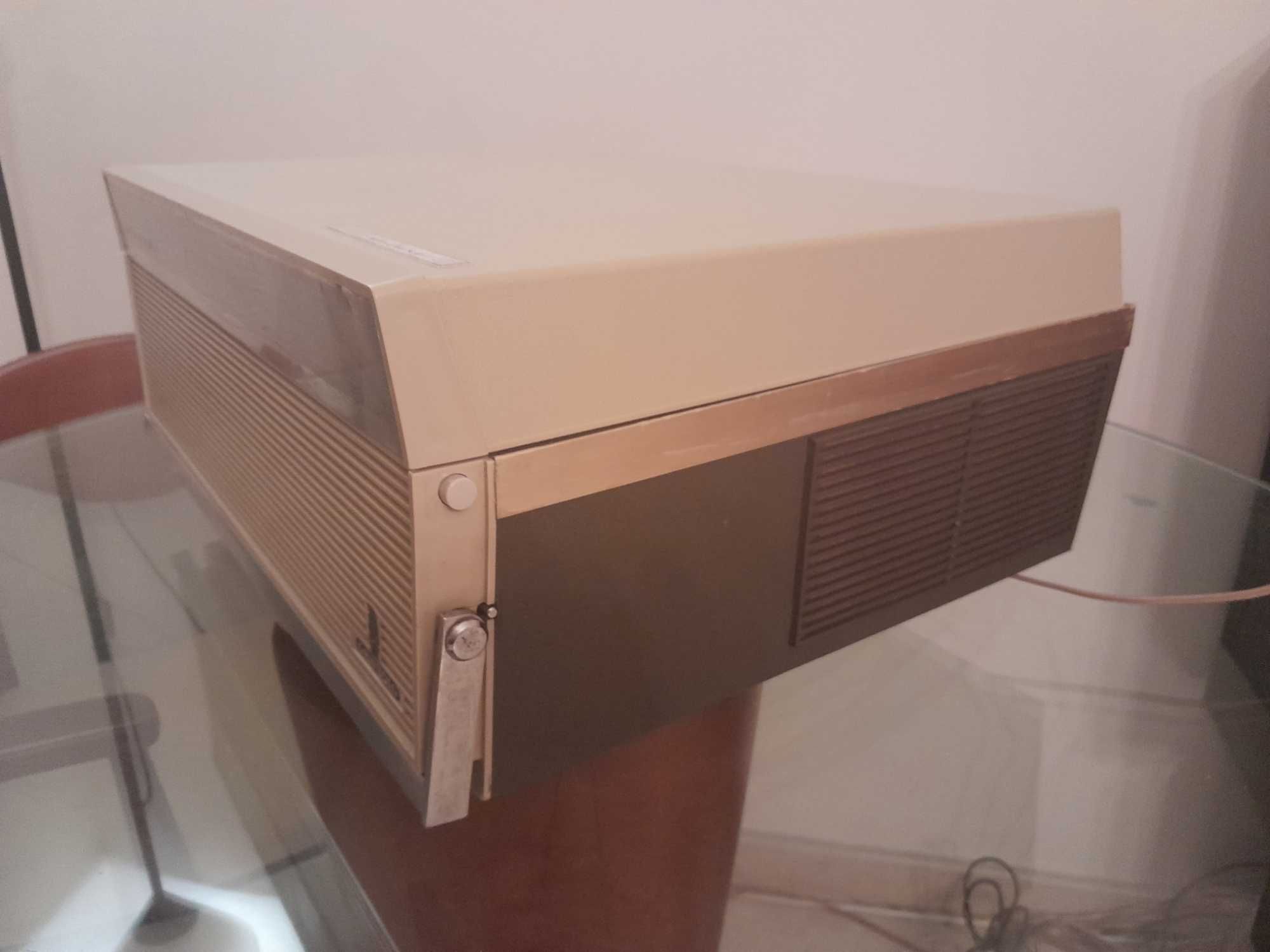 Gravador de bobines GRUNDIG, de 1967