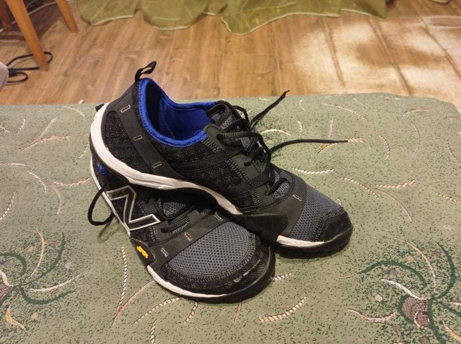 кроссовки New balance minimus Vibram оригинал размер-44 стелька-28