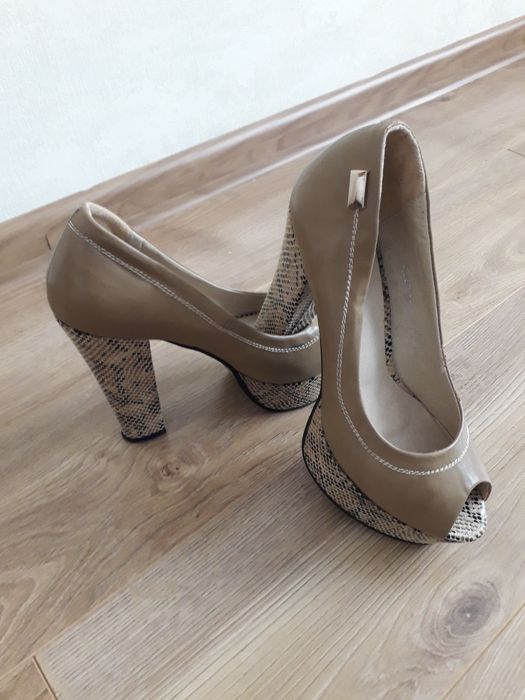 Туфлі шкіряні,37