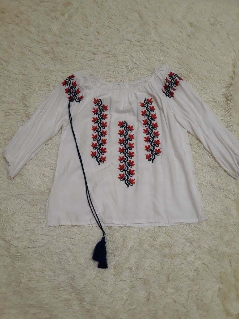 Вишиванка (блуза)