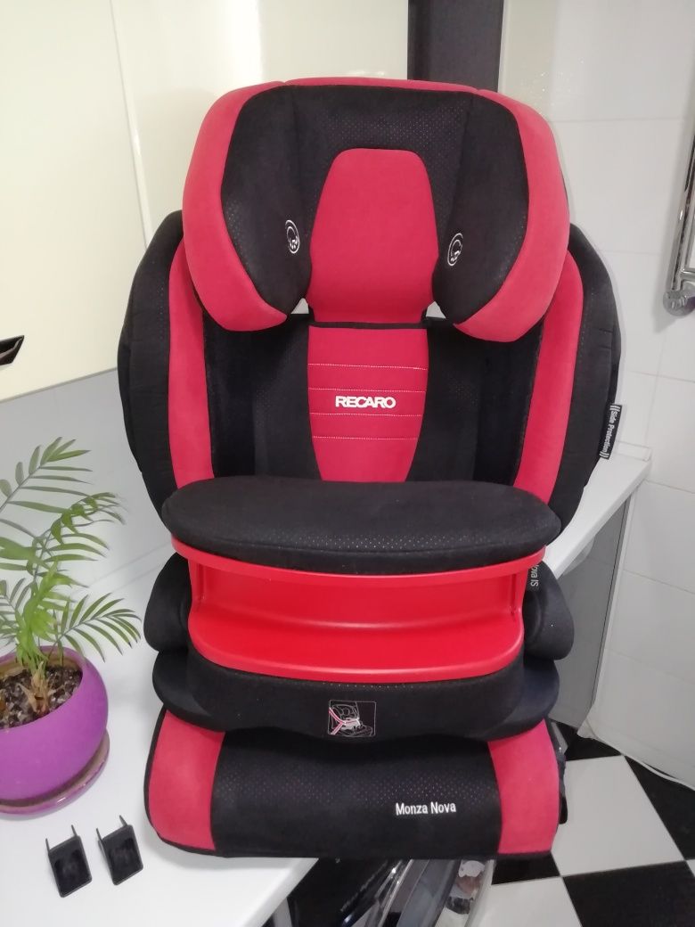 ISOFIX Recaro Monza Nova IS 2 Seatfix автокрісло 1-12 років автокресло