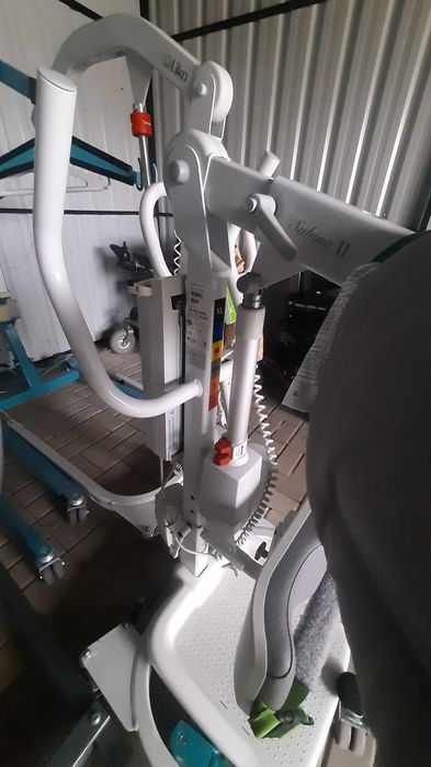 Podnośnik transportowy pacjenta - medyczny  duży wybór sprawne