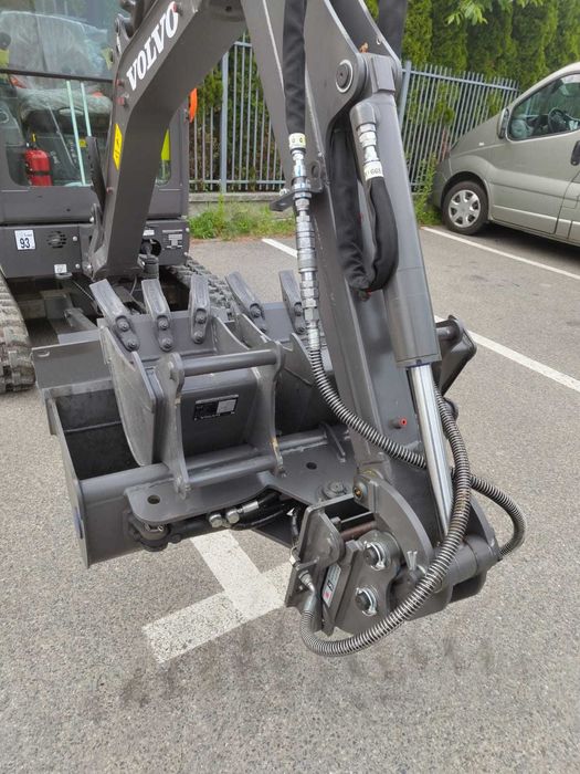 Minikoparka VOLVO EC18E ! 3 Łyżki + Szybkozłącze mechaniczne i inne !