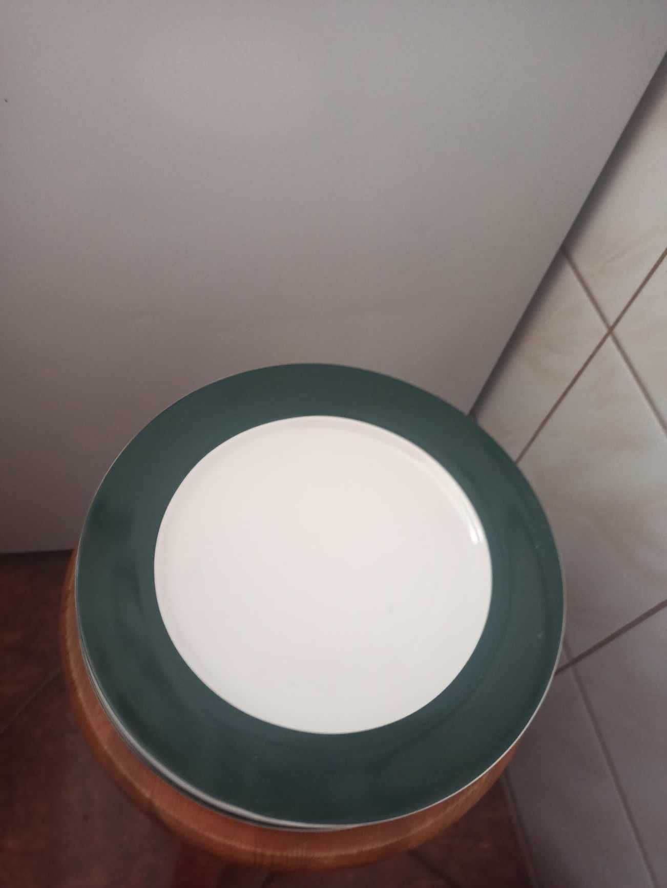Serwis obiadowy Ambition AURA GREEN 18 szt.