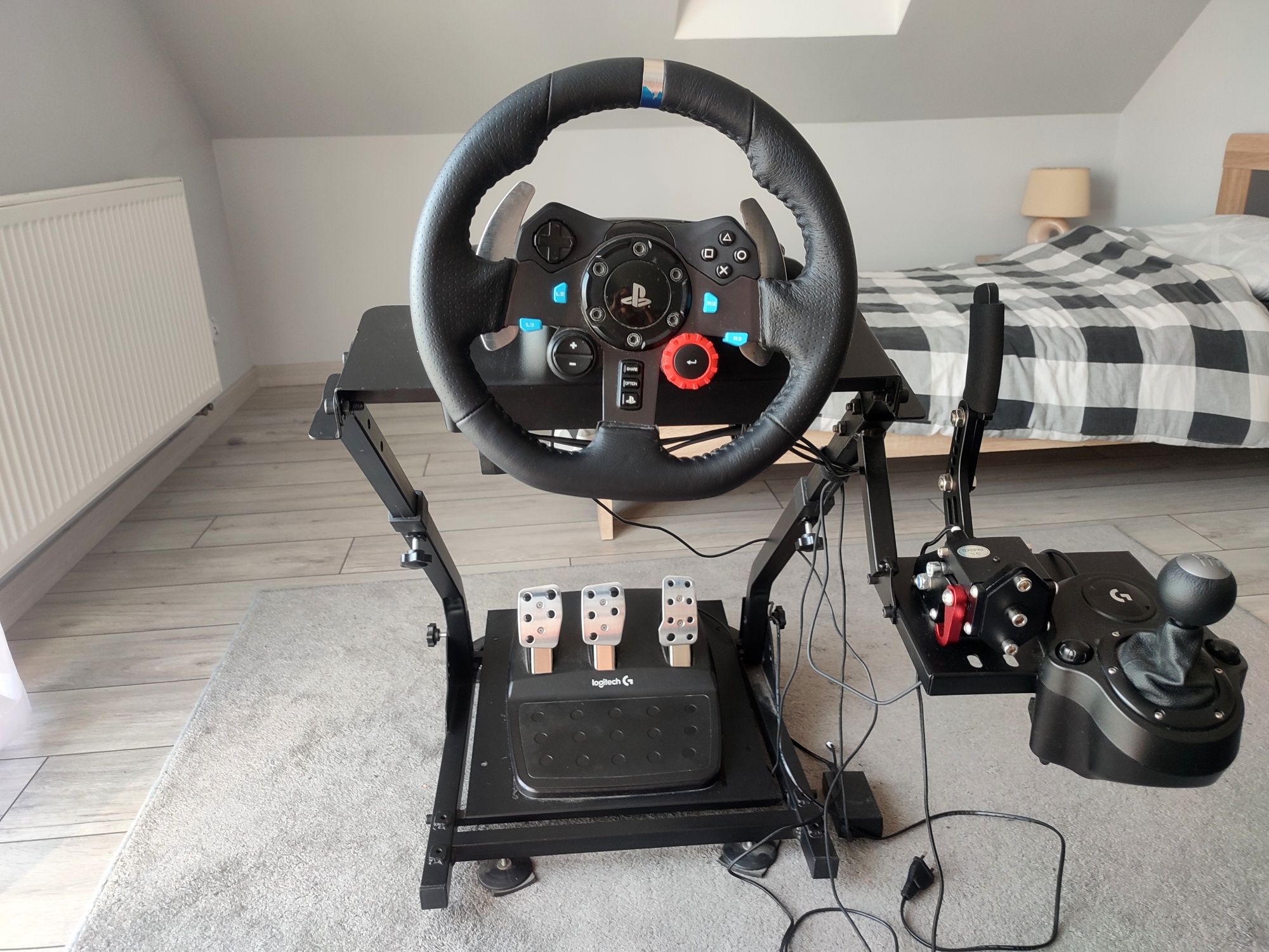 Kierownica Logitech G29 + shifter + hydrołapa + stojak