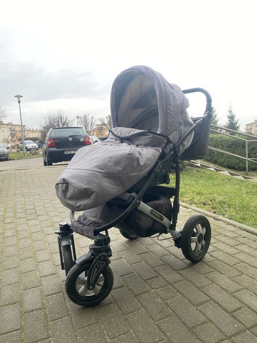 Camarelo wózek 2 w 1- gondola i spacerowy
