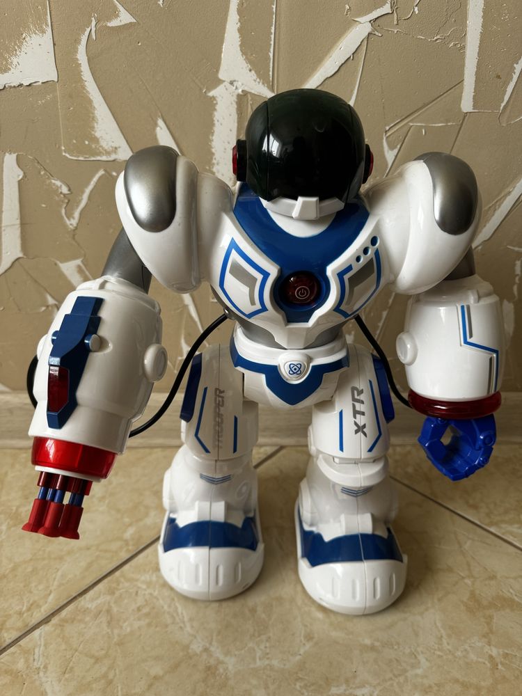 Інтерактивний робот Trooper