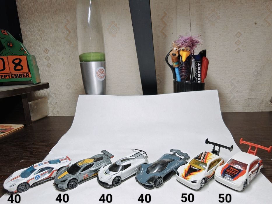Машинки модели hot wheels matchbox Porsche Mazda Honda Datsun Ford