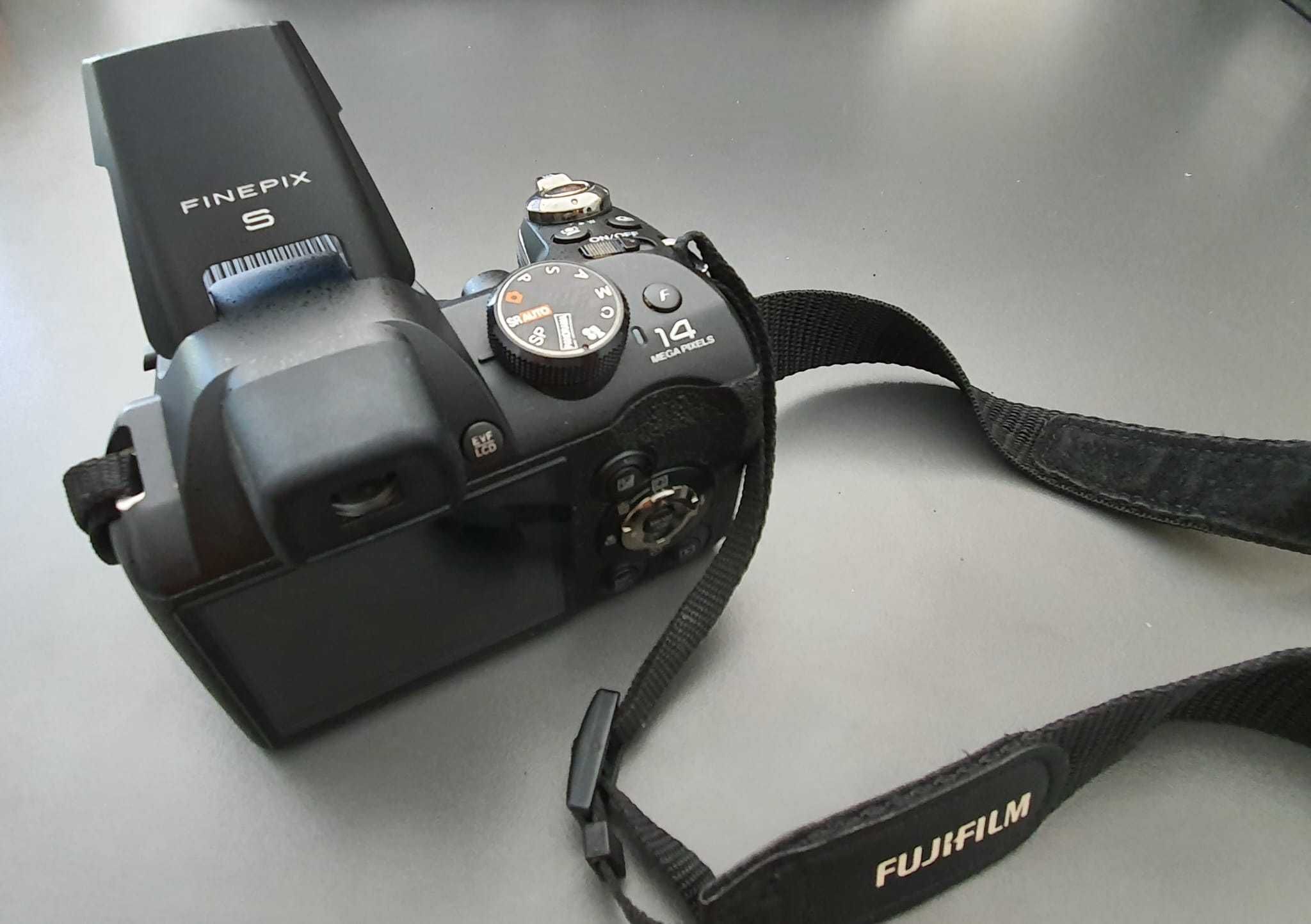 Fujifilm FinePix S3200