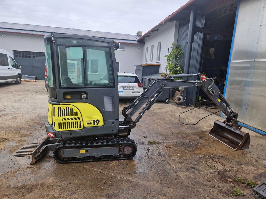 Usługi koparko ładowarką, minikoparką, koparką kołową  i rębakiem