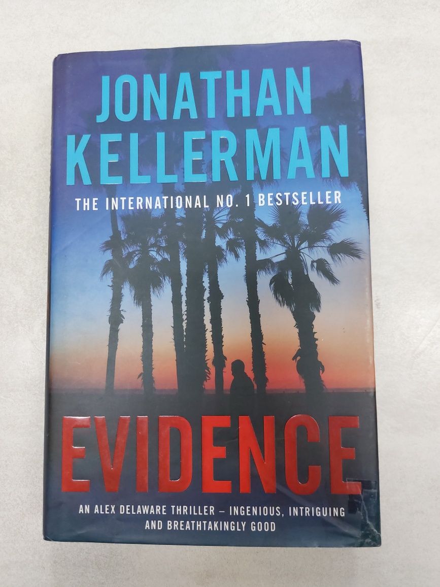 Evidence. Jonathan Kellerman. J. Ang