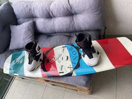 DESKA Wakeboard Ronix (146cm)