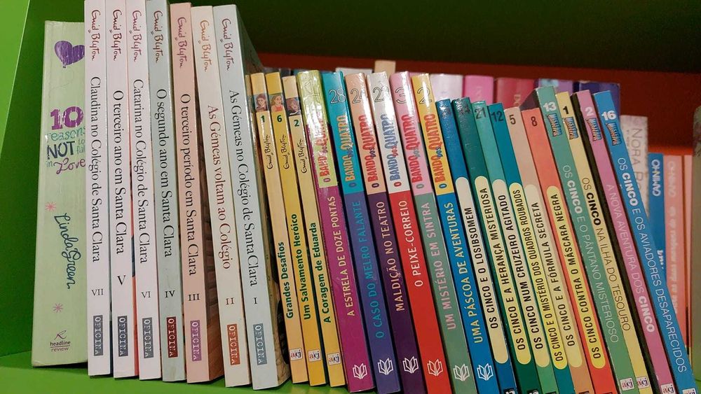 Livros juvenis e Romances