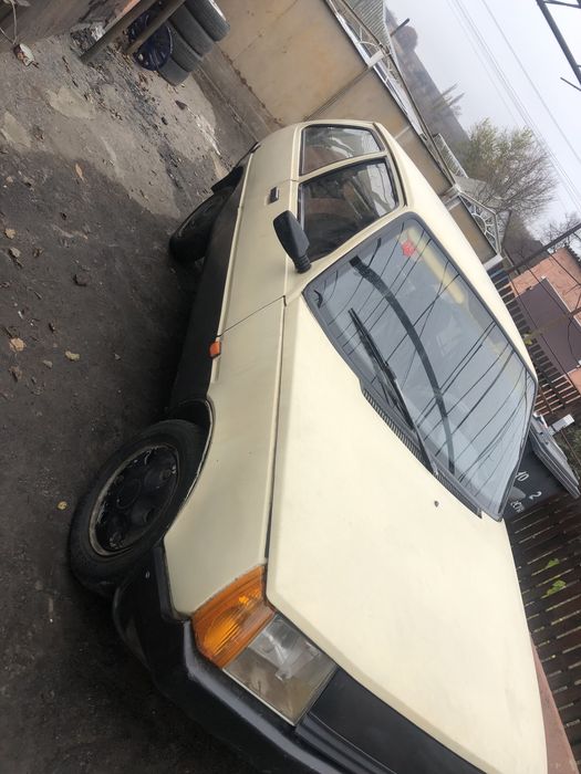 Продам Таврию на полном ходу!