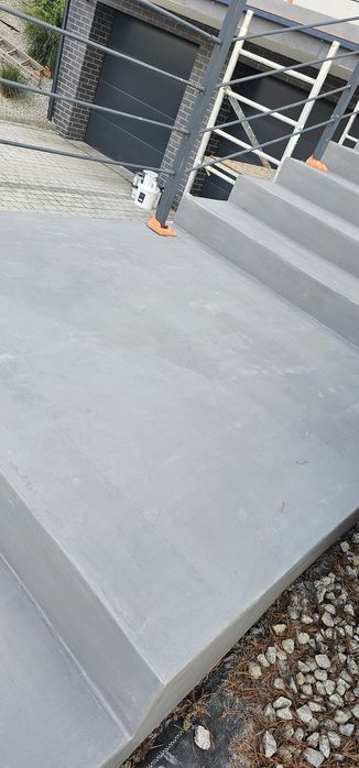 Żywica epoksydowa oraz mikrocement na posadzki