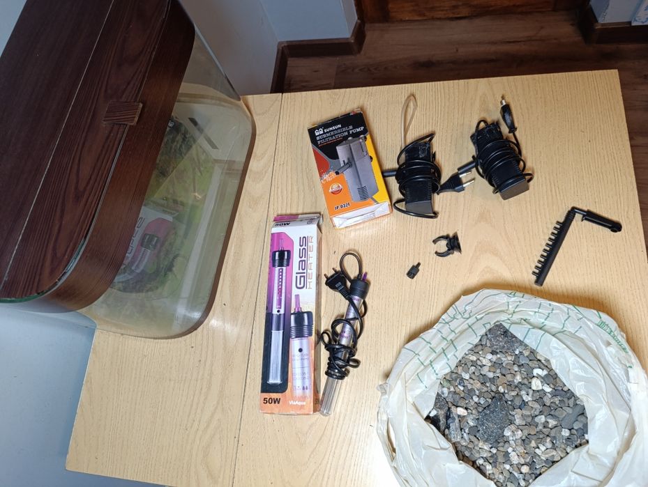 Продаю аквариум ВОЗМОЖЕН ТОРГ 36 литров