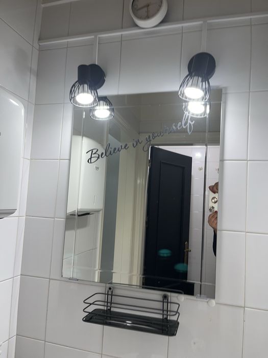 2 focos de luz usados