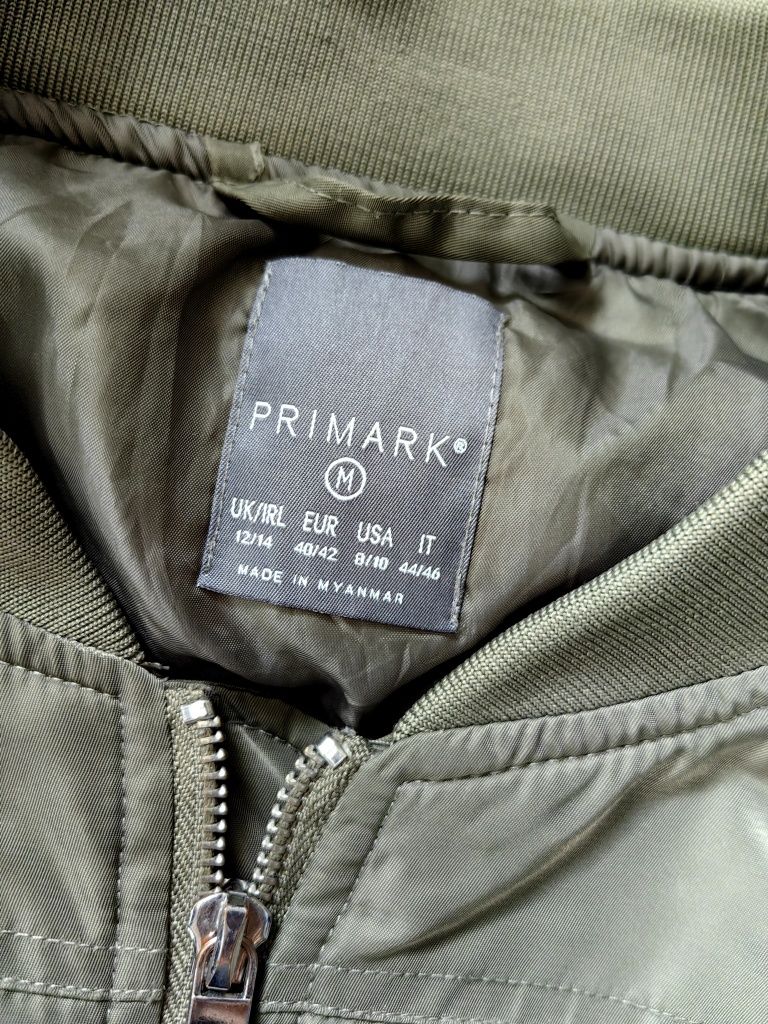 Zielona kurtka bomberka Primark khaki M ściągacz zamki kieszenie