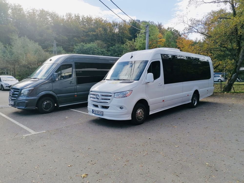 Wynajem busa lub autokaru transport osobowy wypożyczalnia.