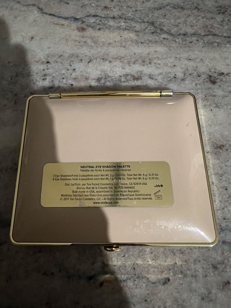 Nowa nie uzywana paleta cieni Too Faced Natural Eyes