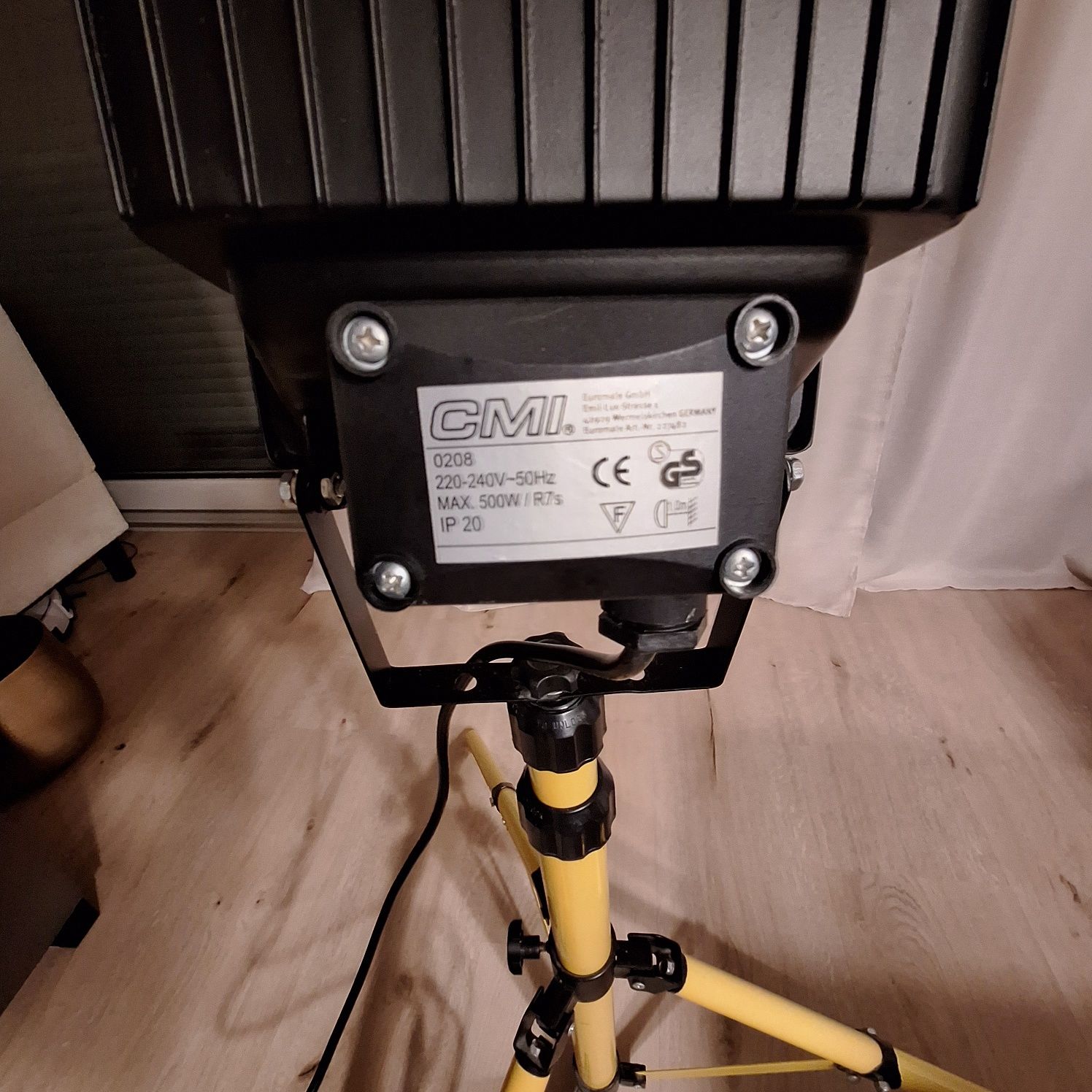 Lampa halogenowa