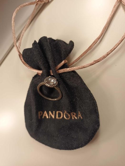 Vendo anel Pandora