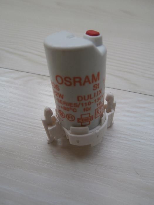 11 Fluorescent Lamp Starters + 10 Holders.64172215846147121