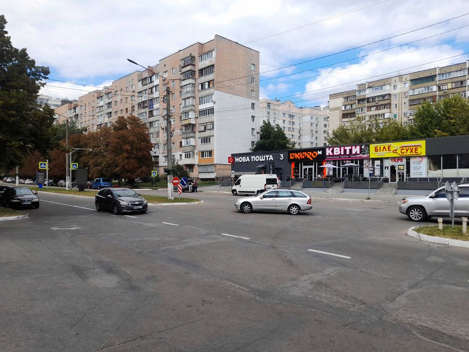 Вишгород Центр Суперфасад н/ф 72кв.м. Активний трафік